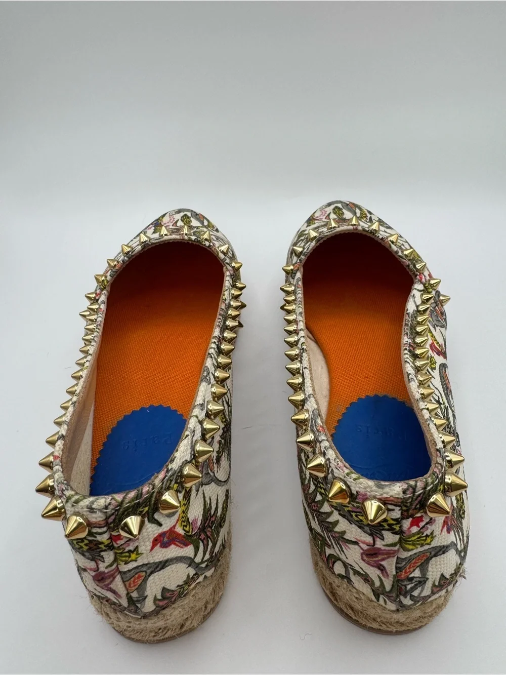 Christian Louboutin Ares Flat Loubi Jungle Espadrilles Gold Spikes Ivory EU 36